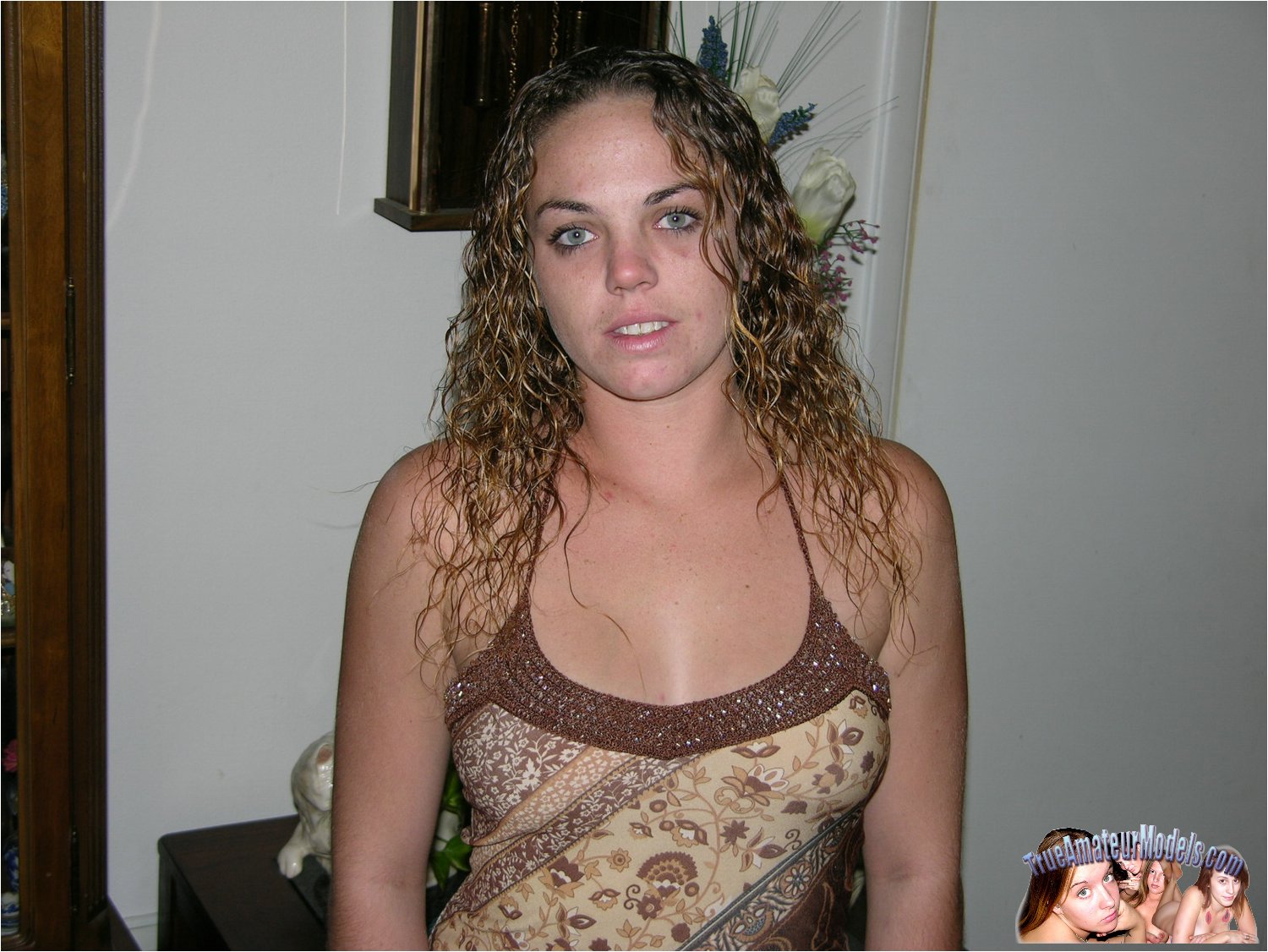 Carmen 19 Year Old Nude Amateur