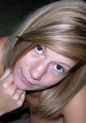 wpid-nude-blonde-with-freckles14.jpg