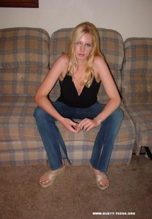 wpid-amateur-blonde-with-lovely-big-tits2.jpg
