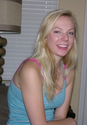 wpid-pteite-blonde-teen-amateur-nude1.jpg