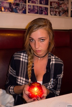 Kendra Sunderland