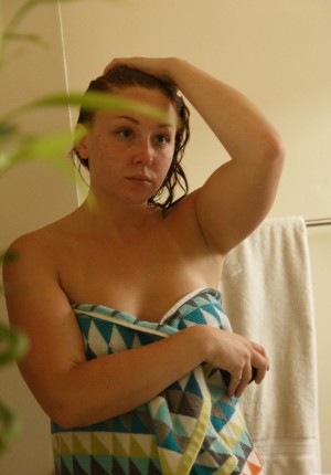 wpid-curvy-sexy-spencer-bisson-in-the-shower7.jpg