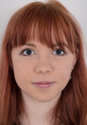 wpid-stunningly-cute-young-redhead-with-freckles-niky-in-the-nude1.jpg