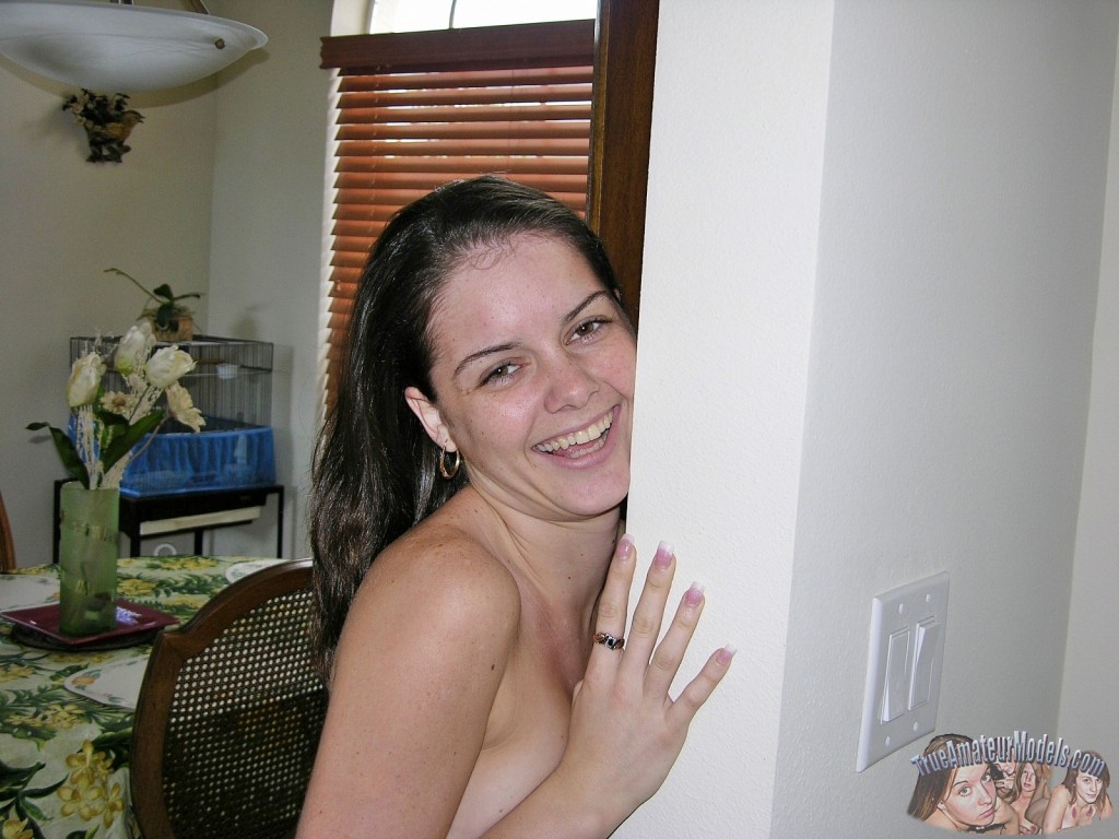 wpid-cute-true-amateur-girl-dawn-strips-and-takes-a-cum-facial1.jpg