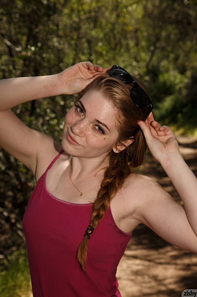 wpid-cute-freckle-faced-brunette-misty-lovelace-goes-on-a-hike-and-takes-out-her-tits2.jpg