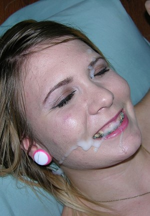 wpid-amateur-college-coed-olivia-strokes-off-a-cock-until-it-cums-on-her-face7.jpg