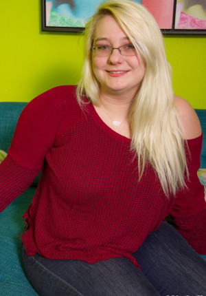 Blonde BBW in glasses Crystal in her first photoshoot