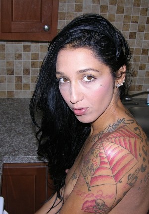 wpid-tattooed-amateur-girl-stefania-has-a-great-ass6.jpg