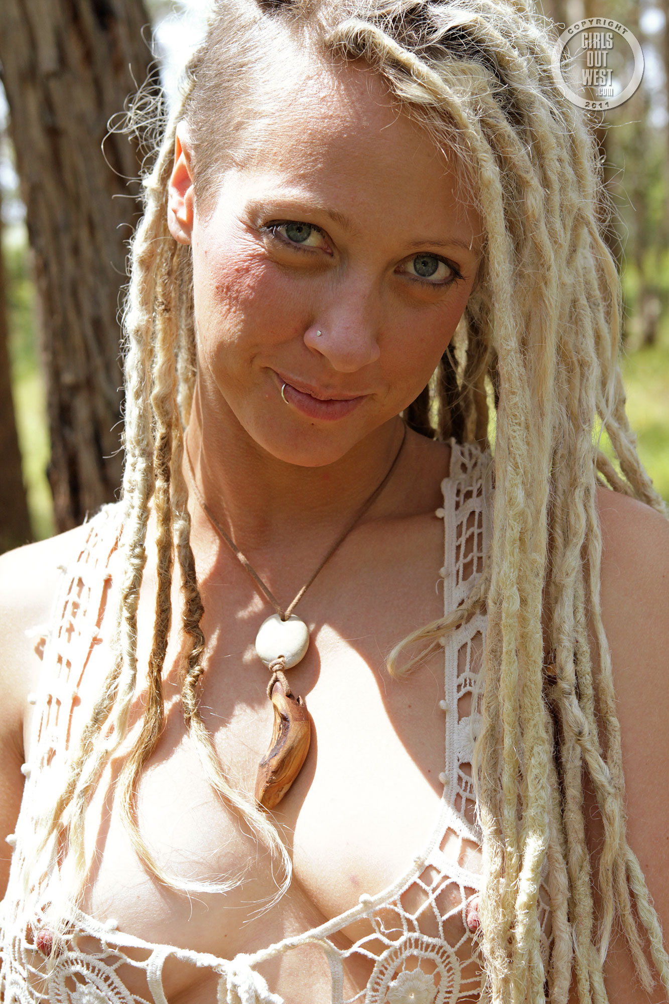 wpid-natural-curvy-blonde-with-dreadlocks-named-sunday-relaxing-in-the-woods1.jpg