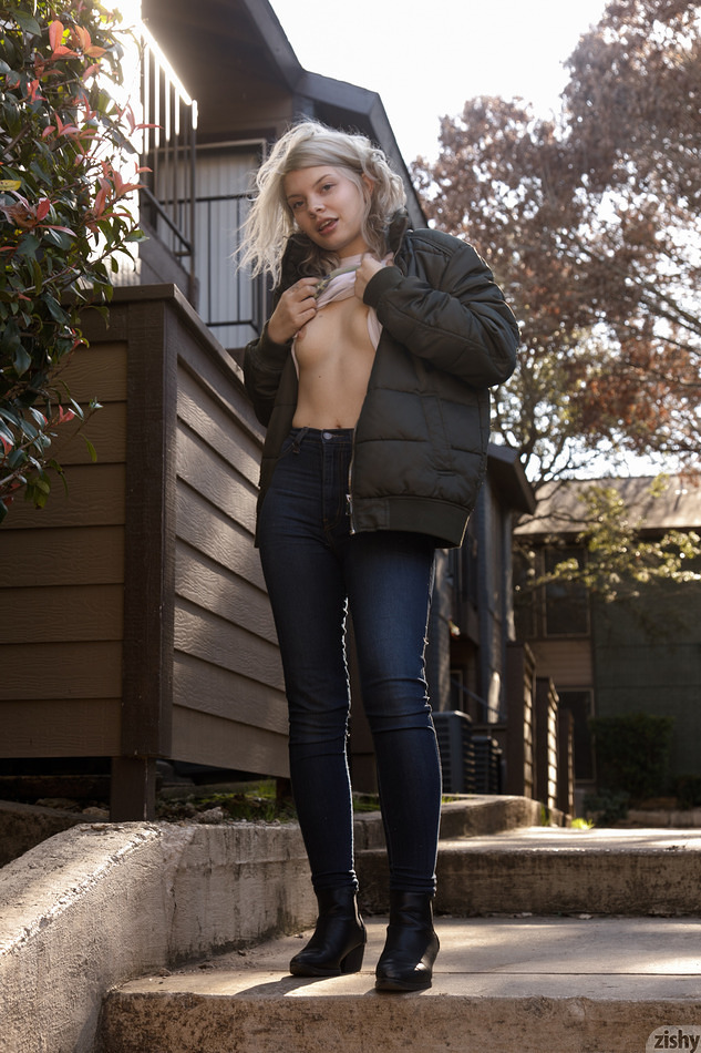 wpid-cute-as-a-button-blonde-next-door-phaedra-james-in-jeans-flashing-her-little-tits-on-the-sidewalk5.jpg
