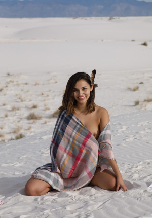 wpid-gorgeous-exotic-beauty-alejandra-cobos-topless-in-a-thong-in-the-desert6.jpg