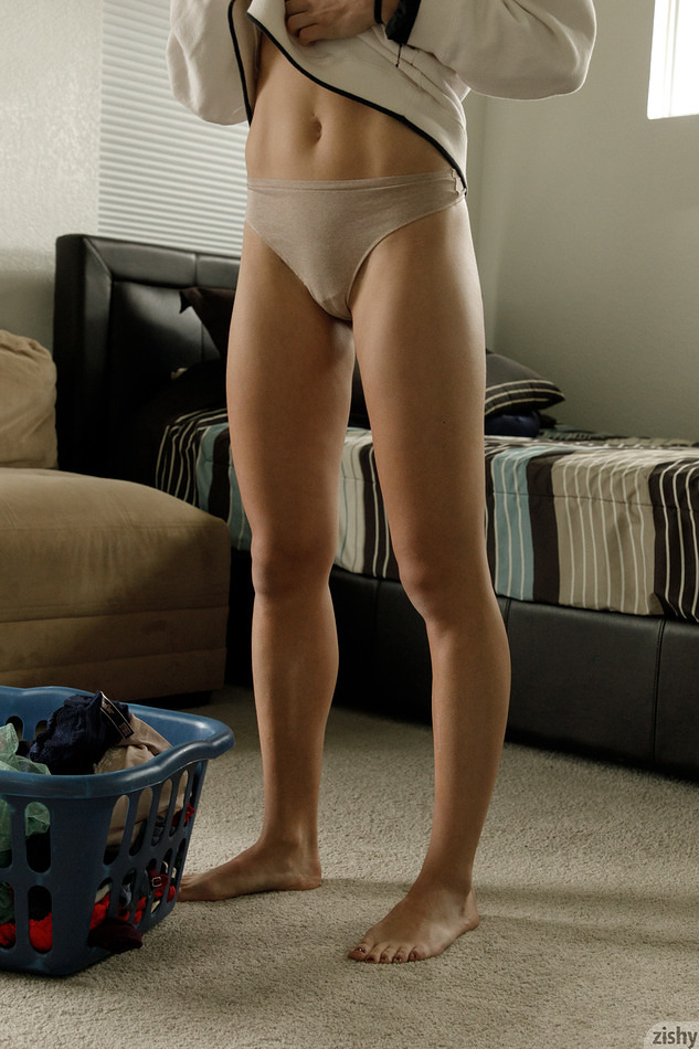 wpid-cute-teenie-gaby-mueller-makes-it-sexy-playing-in-her-panties-but-keeping-her-clothes-on4.jpg
