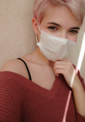 Petite little darling with a pixie cut sharing naked pics of herself during quarantine