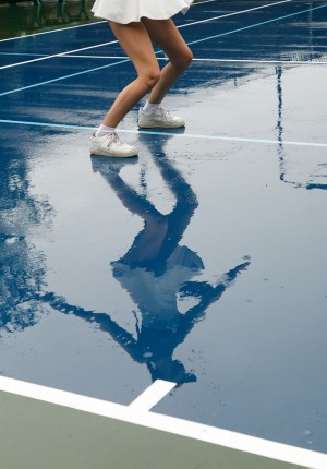 wpid-sporty-young-tennis-hopeful-moon-torrance-playing-in-a-short-skirt-and-teasing-on-the-court3.jpg