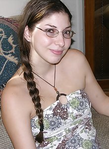 Cute skinny amateur with no boobs and glasses takes off her clothes and shows her pussy