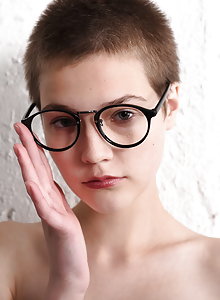 220px x 300px - Nude girls with glasses, glasses porn pics - Nerd Nudes