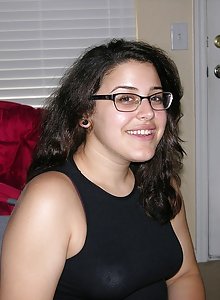 220px x 300px - Nerd Porn, Naked Nerdy Girls, Girls With Glasses - Nerd Nudes